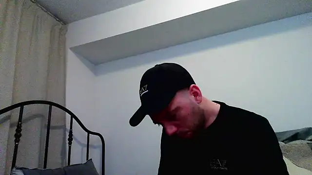 Snapshot of experiencelove chatting on 04.05.26 experiencelove online show from 04.05.26