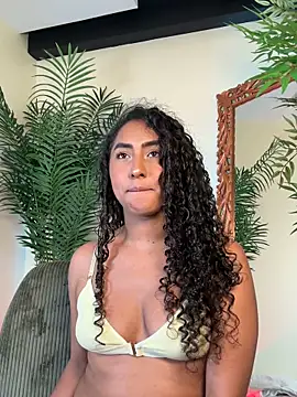 SoyJuliana 19 online show from 03.15.26