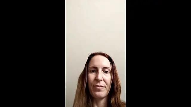 Snapshot of AnnaTight chatting on 03.18.26 AnnaTight online show from 03.18.26