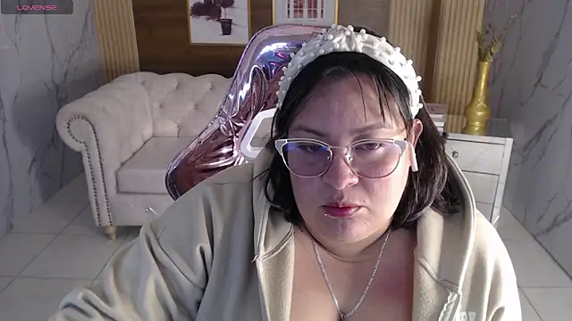 Astrid1 s online show from 04.10.26