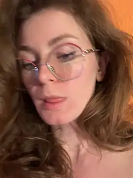 Hii Adel online show from 03.22.26