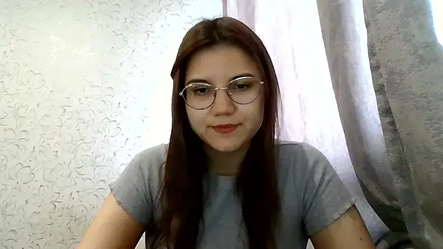 Snapshot of Aurora_Breeze chatting on 06.13.26 Aurora Breeze online show from 06.13.26