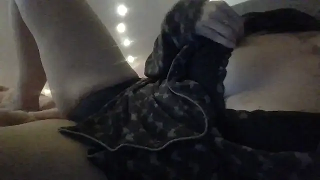 Spicy SkyeUK online show from 03.11.26