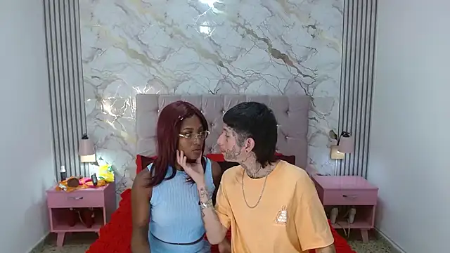 AshlieeGreenn online show from 04.23.26