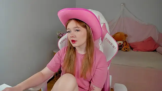 ElinaVale online show from 06.21.26