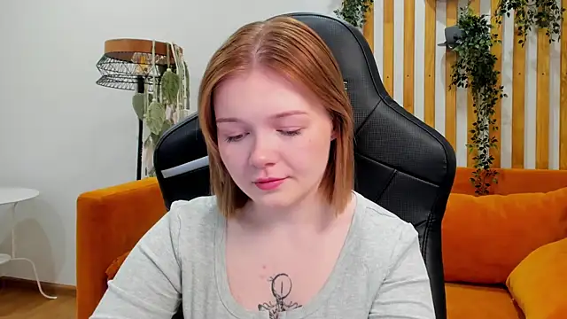 ElinaVale online show from 07.10.26