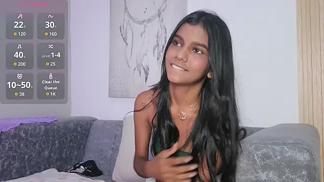 Snapshot of queen_adhara chatting on 05.12.26 queen adhara online show from 05.12.26