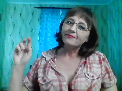 Alisaprice077 online show from 04.15.26