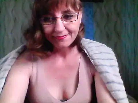 Snapshot of Alisaprice077 chatting on 05.29.26 Alisaprice077 online show from 05.29.26