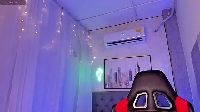 karolina vince online show from 04.15.26