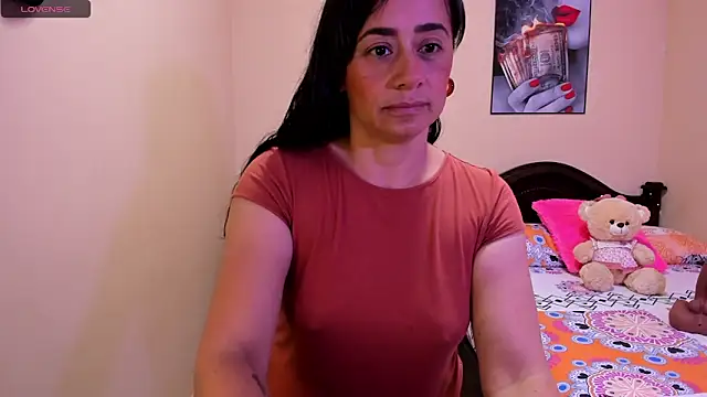 sara florez12 online show from 04.10.26