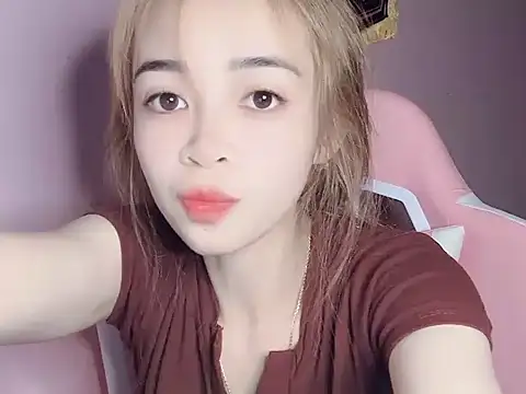 Snapshot of Odile068 chatting on 03.08.26 Odile068 online show from 03.08.26