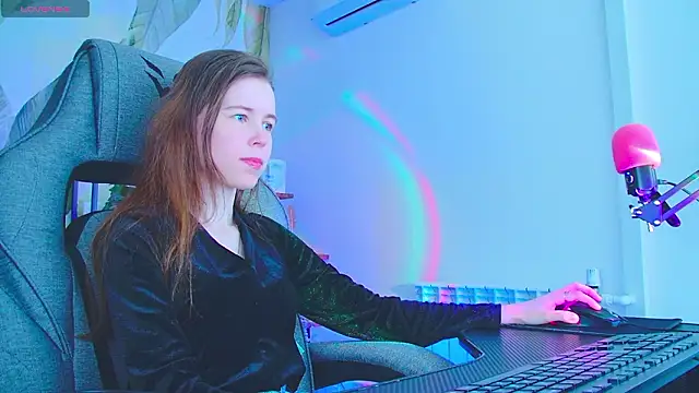 AriaGracen online show from 03.19.26