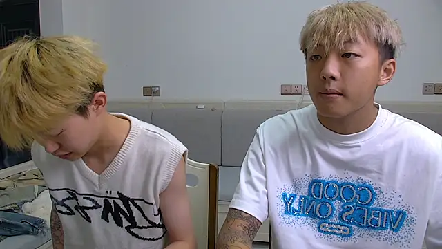 Chili-001 online show from 03.24.26