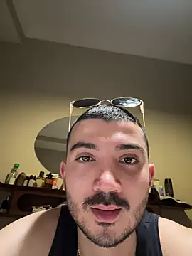 Snapshot of s_eren chatting on 04.01.26 s eren online show from 04.01.26