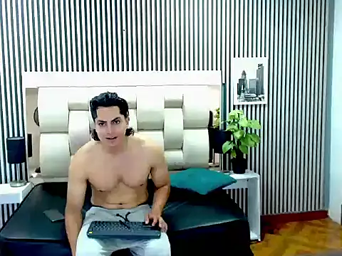 Snapshot of Alex_Wolft chatting on 05.09.26 Alex Wolft online show from 05.09.26