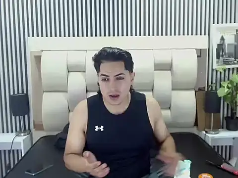 Alex Wolft online show from 06.18.26