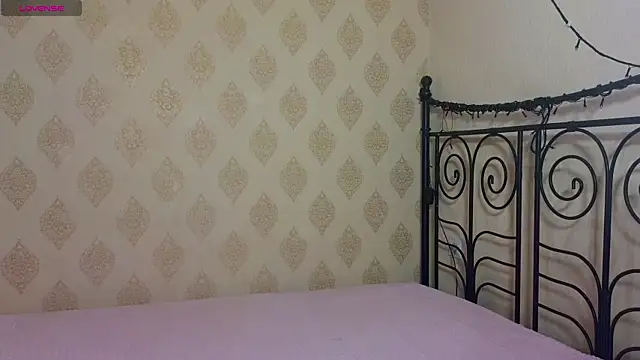 LucyMur online show from 04.11.26