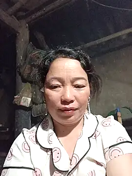 Yellow-pink online show from 03.23.26