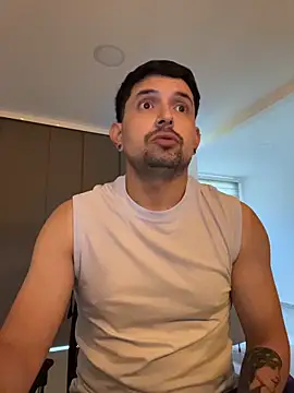 TroyeSavage online show from 03.20.26