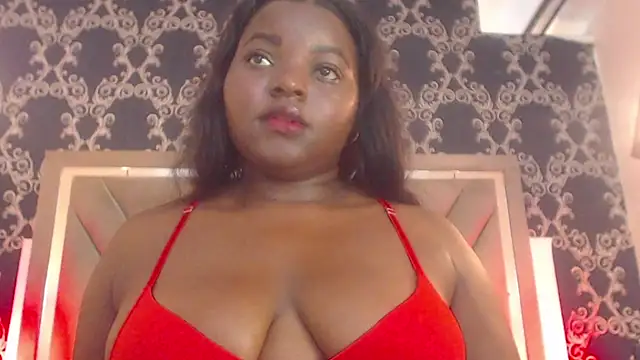Snapshot of SaraThomass chatting on 06.01.26 SaraThomass online show from 06.01.26