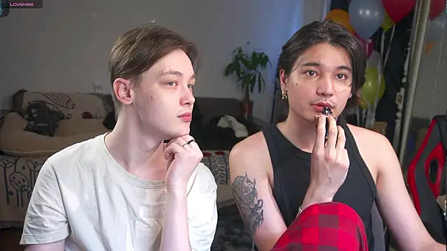 Snapshot of Badtwinkboys chatting on 03.24.26 Badtwinkboys online show from 03.24.26