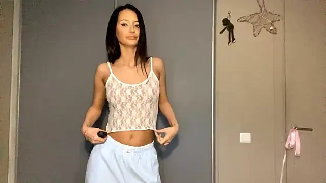 JonnaSzerszen online show from 04.13.26