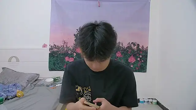 icecream-002 online show from 04.23.26