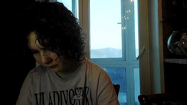 Snapshot of OlivaArashiro chatting on 03.12.26 OlivaArashiro online show from 03.12.26