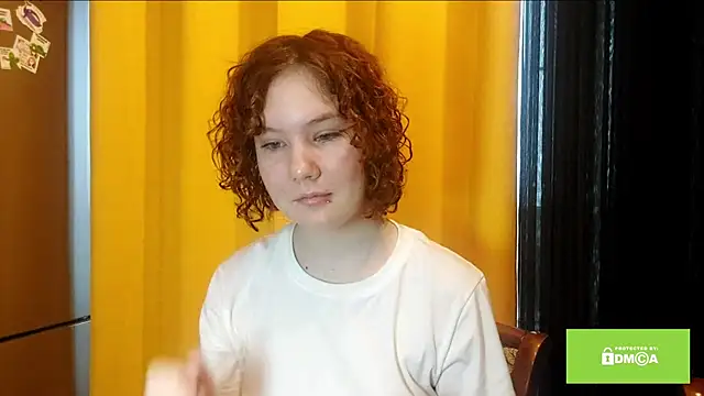 Snapshot of OlivaArashiro chatting on 03.26.26 OlivaArashiro online show from 03.26.26