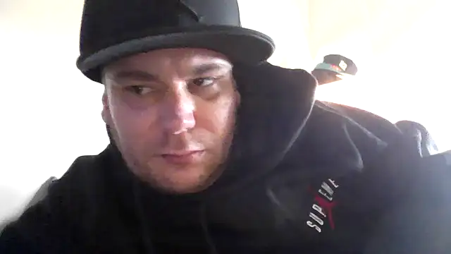 Snapshot of occasionalride1 chatting on 06.05.26 occasionalride1 online show from 06.05.26