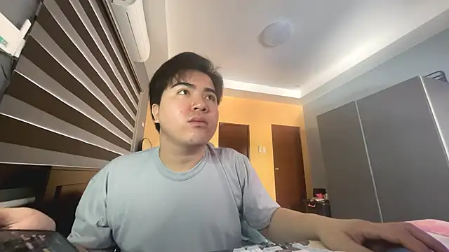 SinfulLuca online show from 03.13.26