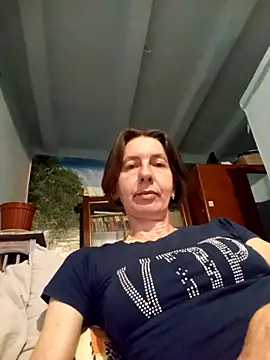 Snapshot of Tania9876 chatting on 04.26.26 Tania9876 online show from 04.26.26