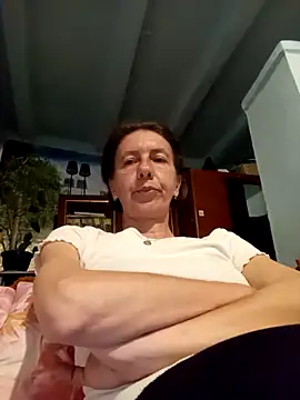 Snapshot of Tania9876 chatting on 05.11.26 Tania9876 online show from 05.11.26