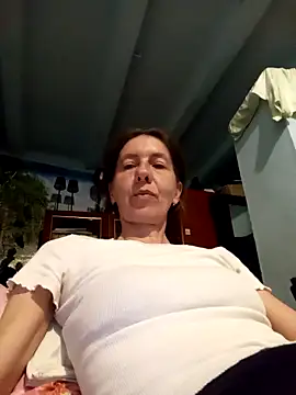 Snapshot of Tania9876 chatting on 05.12.26 Tania9876 online show from 05.12.26