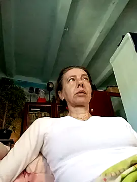 Snapshot of Tania9876 chatting on 05.22.26 Tania9876 online show from 05.22.26