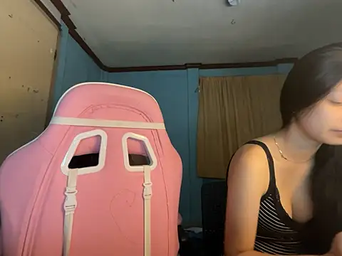 Snapshot of pinay_celebrity chatting on 06.07.26 pinay celebrity online show from 06.07.26