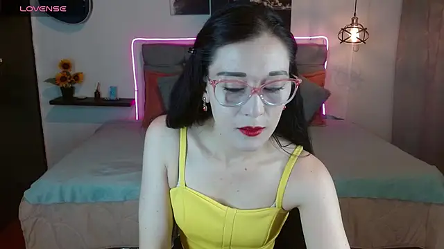 Mylu xx online show from 04.06.26