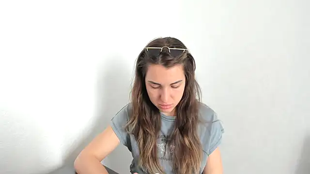 summmmersky1 online show from 04.08.26