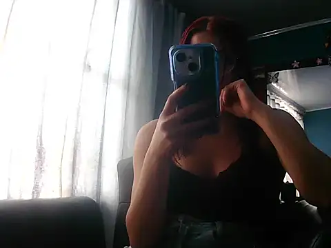 Nahomi velez online show from 03.16.26