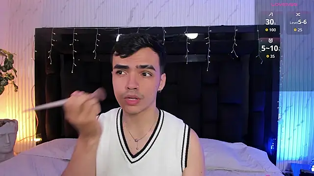 NicoKinggs  online show from 03.12.26