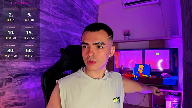 NicoKinggs  online show from 04.10.26