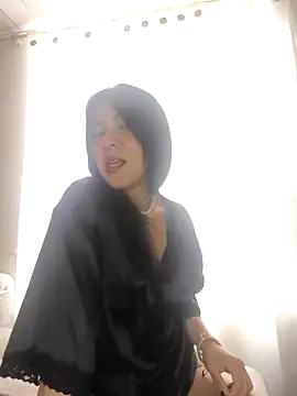 Snapshot of Camillemonroe_ chatting on 05.05.26 Camillemonroe online show from 05.05.26