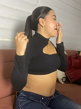 CatalinaSantana Pink online show from 03.10.26