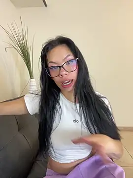 Queen Chanel XXX online show from 03.20.26