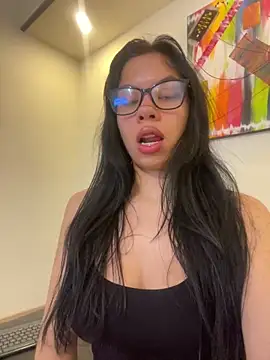 Queen Chanel XXX online show from 04.03.26