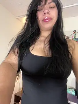 Snapshot of Queen_Chanel_XXX chatting on 05.17.26 Queen Chanel XXX online show from 05.17.26