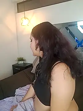 Liily Foxxy online show from 04.02.26