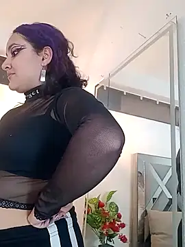 Liily Foxxy online show from 04.14.26