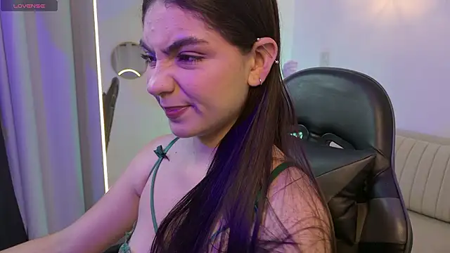 Snapshot of Gia_Capri chatting on 03.17.26 Gia Capri online show from 03.17.26